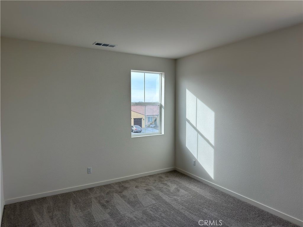 Image 13 of property listing at 4233 Daisy Lane, Banning, CA 92220