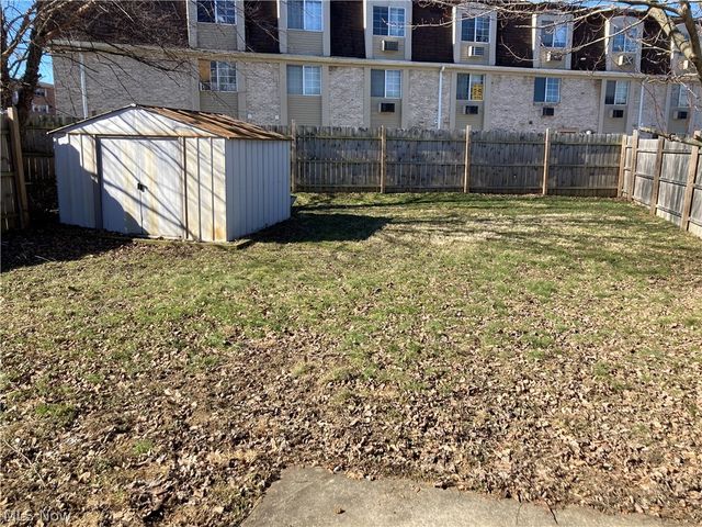 50 N Main Street, Austintown, OH 44515