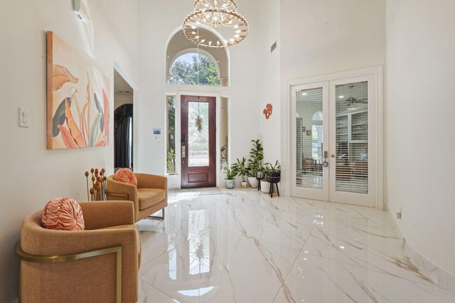 5 Camden Ct, Sugar Land, TX 77479