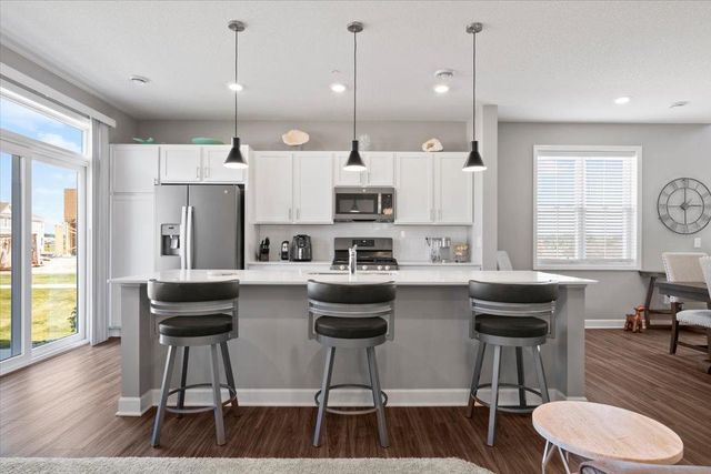1801 Arbor Lane, Carver, MN 55315