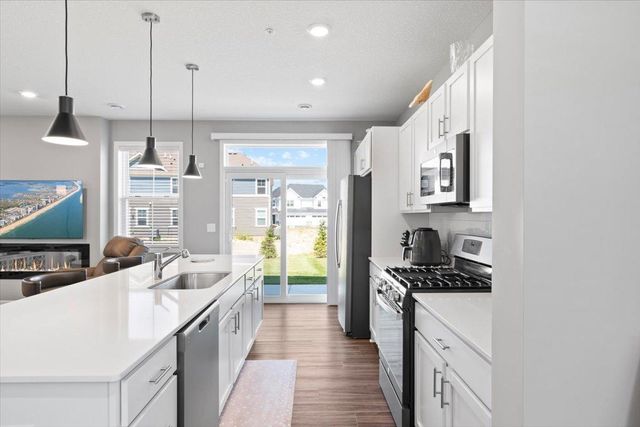 1801 Arbor Lane, Carver, MN 55315