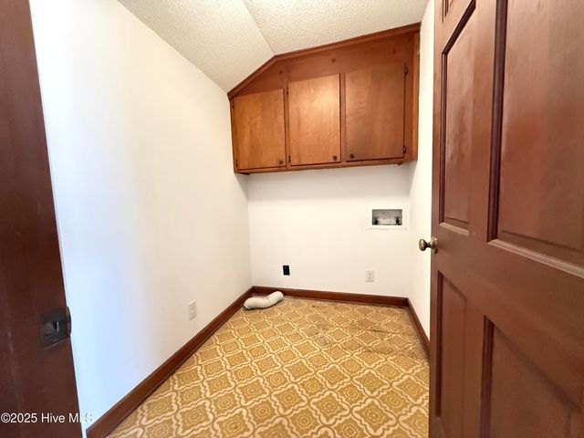 2001 Reges Store Road, Nashville, NC 27856