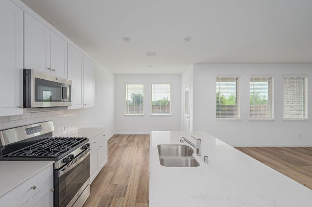 4025 Kaufman Court, Little Elm, TX 75068