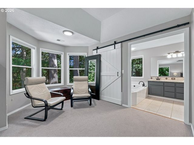 9765 Sw 163RD Ave, Beaverton, OR 97007