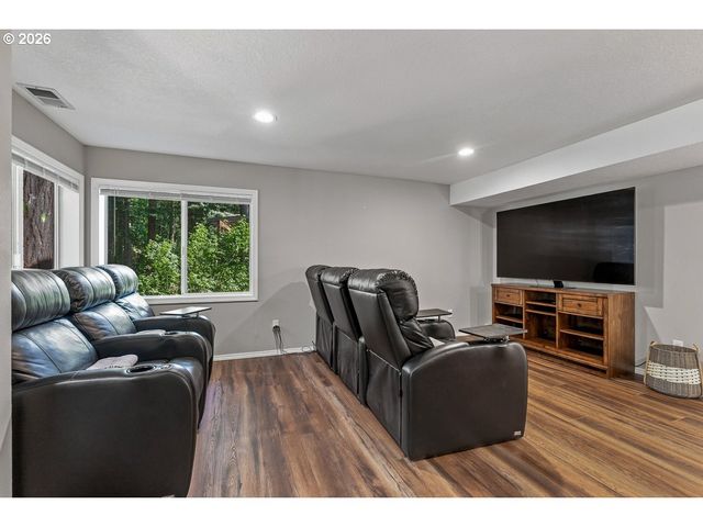 9765 Sw 163RD Ave, Beaverton, OR 97007