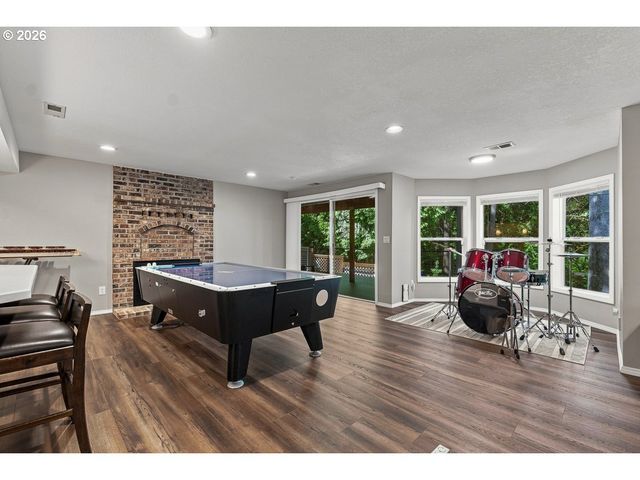9765 Sw 163RD Ave, Beaverton, OR 97007