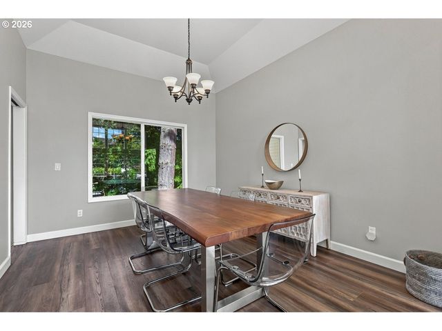 9765 Sw 163RD Ave, Beaverton, OR 97007