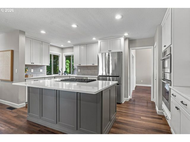 9765 Sw 163RD Ave, Beaverton, OR 97007