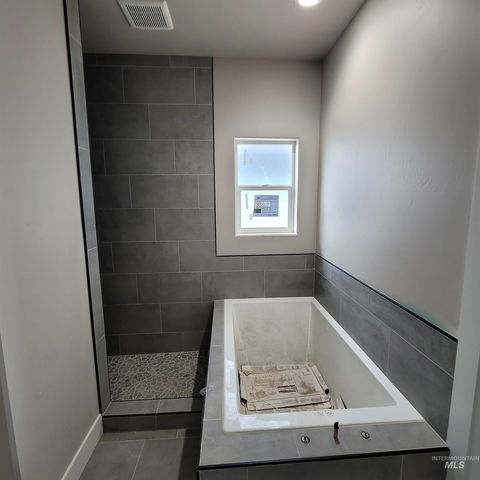 962 Canal Street, Twin Falls, ID 83301