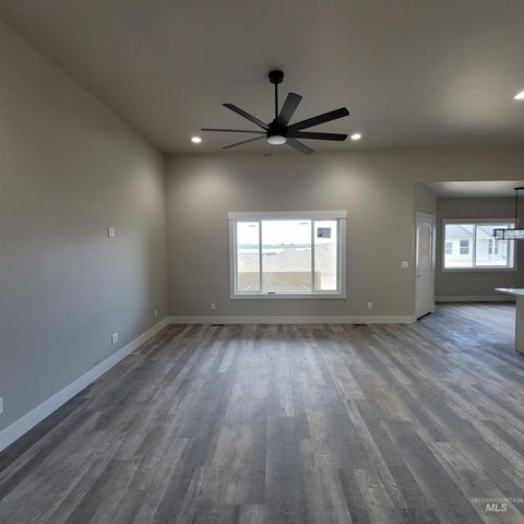 962 Canal Street, Twin Falls, ID 83301