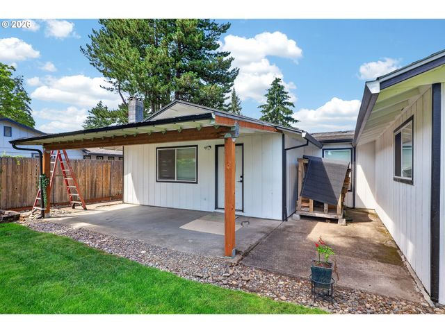 19870 Sw ROCK Dr, Beaverton, OR 97003