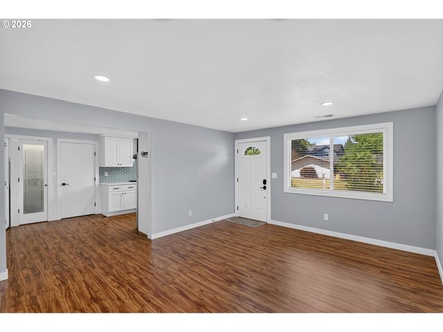 19870 Sw ROCK Dr, Beaverton, OR 97003