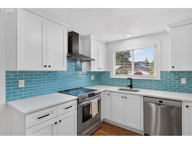19870 Sw ROCK Dr, Beaverton, OR 97003