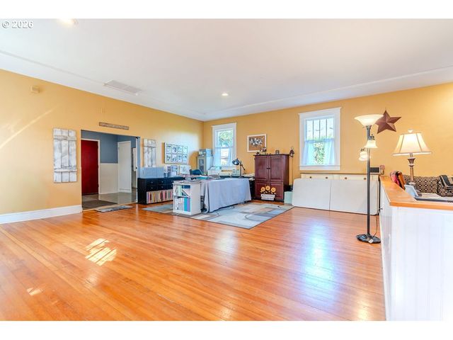 824 Nw MIGNONETTE Ave, Gresham, OR 97030