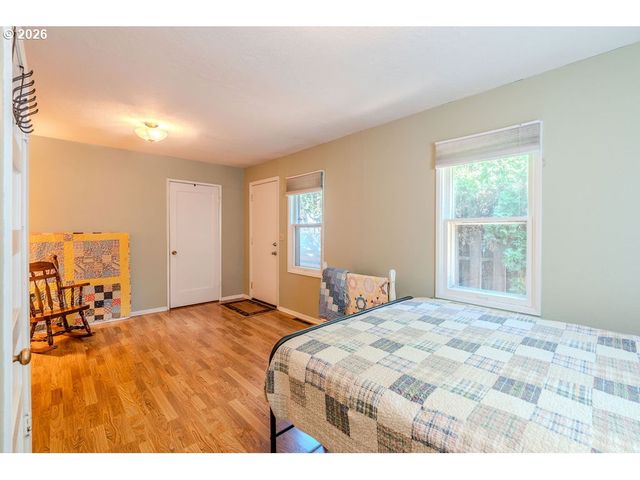 824 Nw MIGNONETTE Ave, Gresham, OR 97030