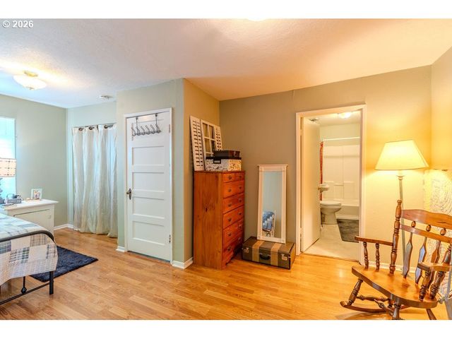 824 Nw MIGNONETTE Ave, Gresham, OR 97030