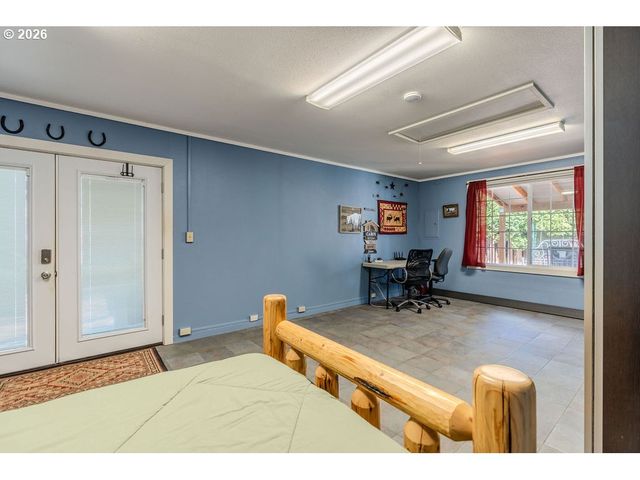 824 Nw MIGNONETTE Ave, Gresham, OR 97030