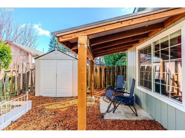 824 Nw MIGNONETTE Ave, Gresham, OR 97030