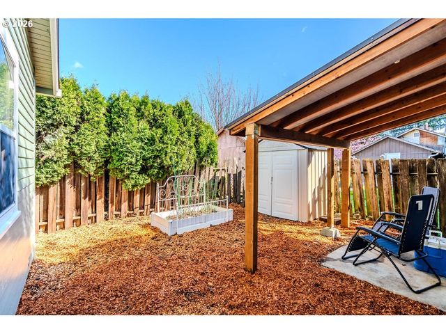 824 Nw MIGNONETTE Ave, Gresham, OR 97030