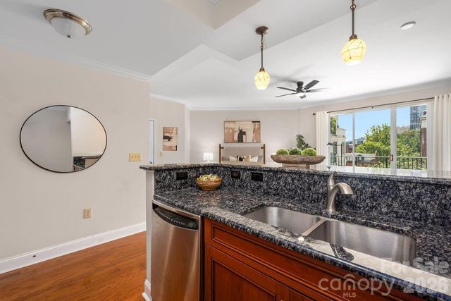 300 W 5th Street 446, Charlotte, NC 28202