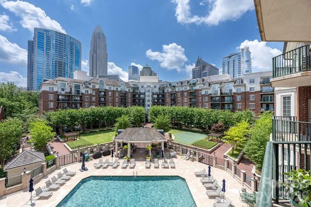 300 W 5th Street 446, Charlotte, NC 28202
