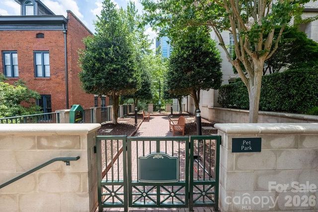 300 W 5th Street 446, Charlotte, NC 28202