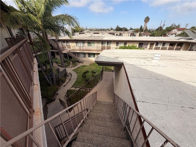 7000 S. La Cienega Blvd. S 29, Inglewood, CA 90302