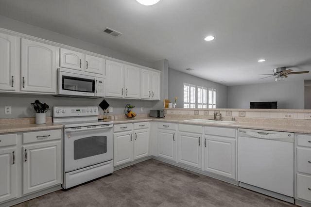 1316 Harrington Court, Lexington, KY 40511