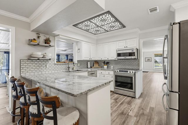 59 College Creek Drive, Denison, TX 75020