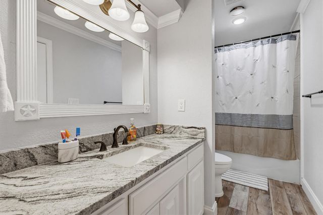 59 College Creek Drive, Denison, TX 75020