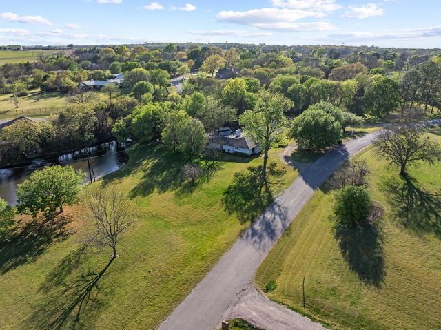 59 College Creek Drive, Denison, TX 75020