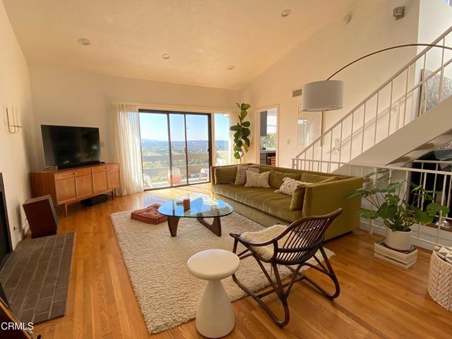 754 Fremont Villas, Los Angeles, CA 90042