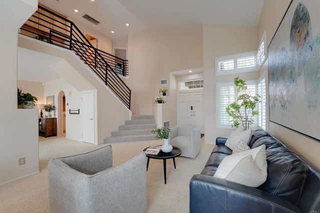 11250 Caminito Aclara, San Diego, CA 92126