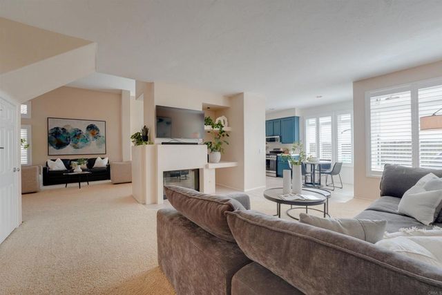 11250 Caminito Aclara, San Diego, CA 92126