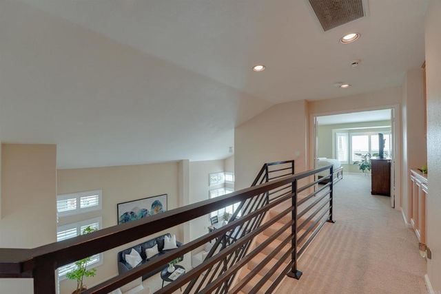 11250 Caminito Aclara, San Diego, CA 92126