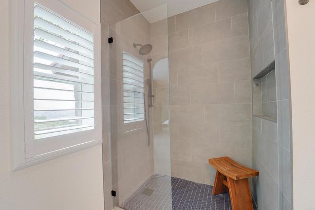 11250 Caminito Aclara, San Diego, CA 92126