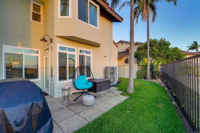 11250 Caminito Aclara, San Diego, CA 92126