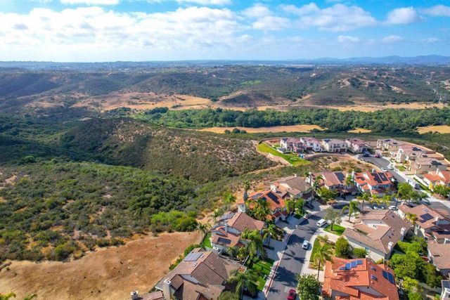 11250 Caminito Aclara, San Diego, CA 92126