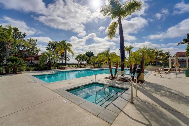 11250 Caminito Aclara, San Diego, CA 92126