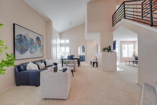11250 Caminito Aclara, San Diego, CA 92126
