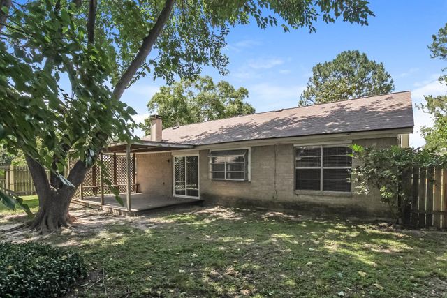 3719 Lemon Tree Lane, Houston, TX 77088