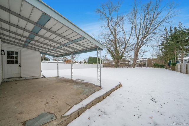 104 Harrisburg Street, Bay Shore, NY 11706