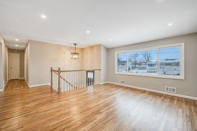 104 Harrisburg Street, Bay Shore, NY 11706