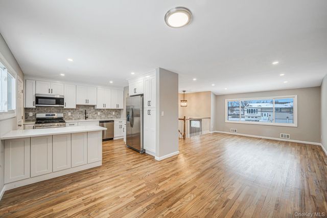 104 Harrisburg Street, Bay Shore, NY 11706