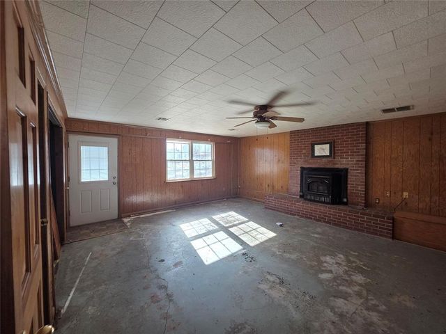 109 W Vandament Avenue, Yukon, OK 73099