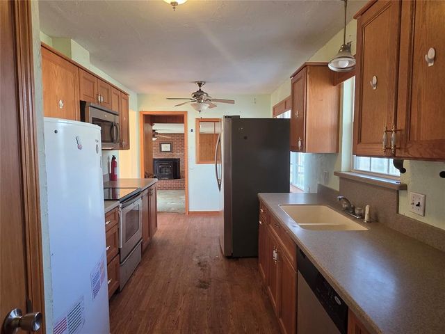 109 W Vandament Avenue, Yukon, OK 73099