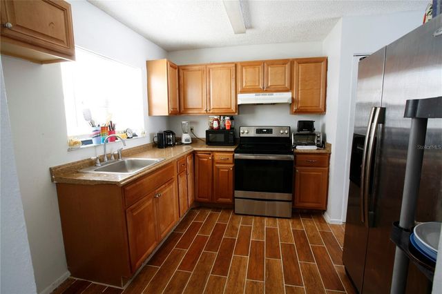 314 OAK TRACK PASS, Ocala, FL 34472