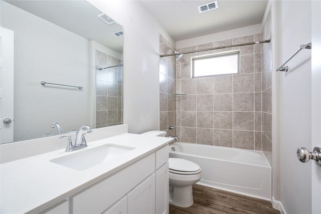 218 Brookview Drive, Lavon, TX 75166