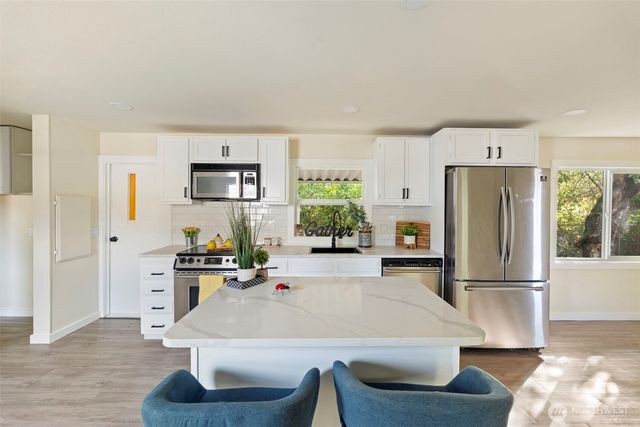 254 Ho Hum Lane, Aberdeen, WA 98520