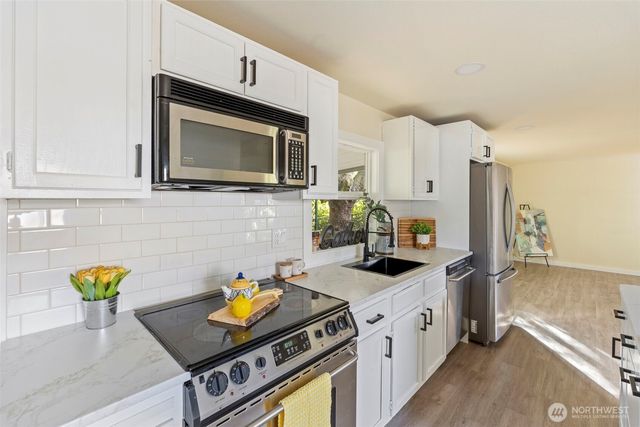 254 Ho Hum Lane, Aberdeen, WA 98520